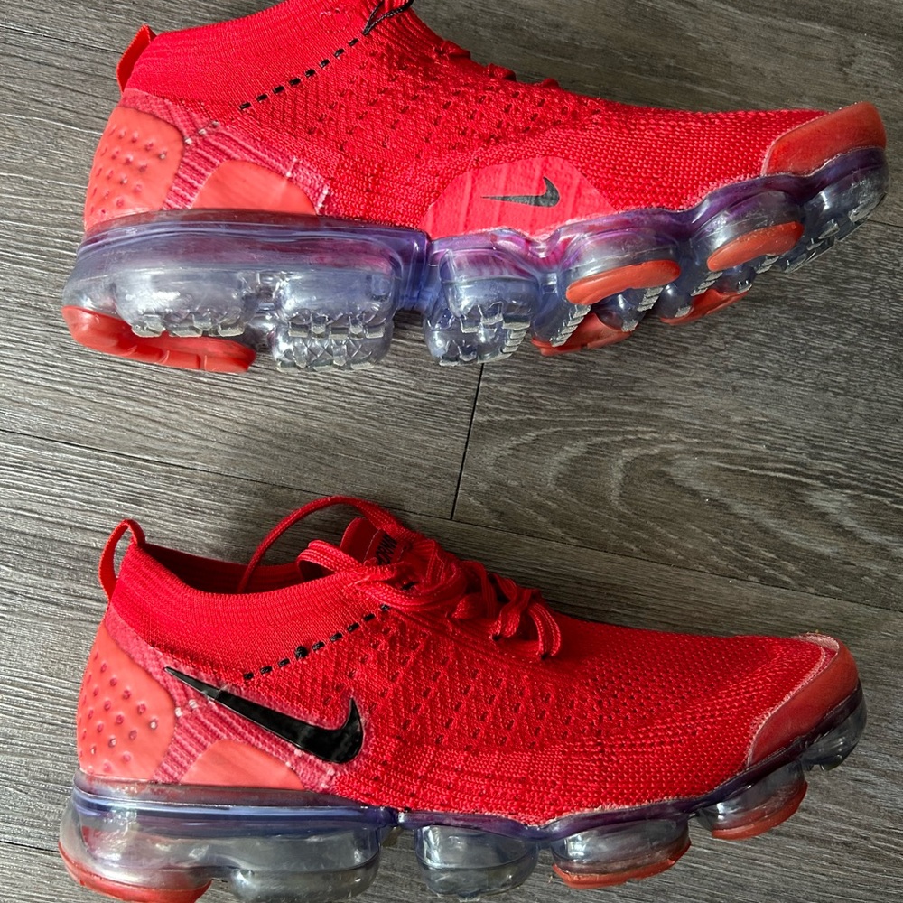 Nike vapor max Red Flyknit